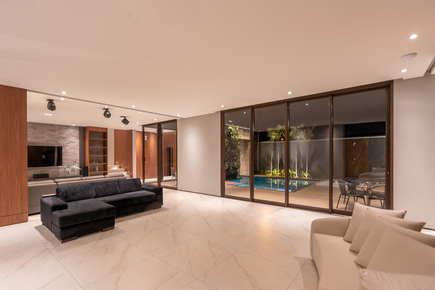 DSC07810-HDR copy.jpg