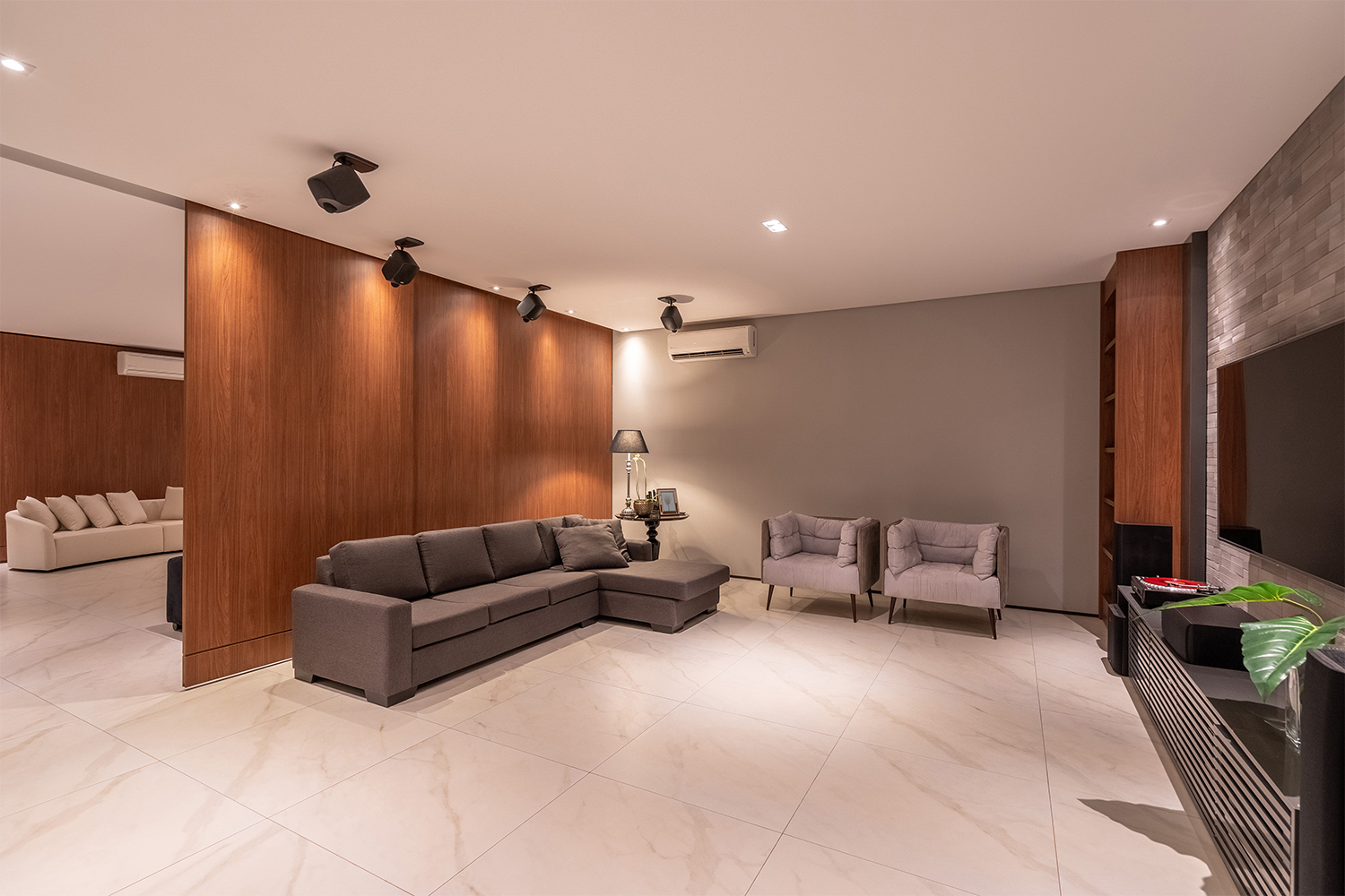 DSC07779-HDR copy.jpg