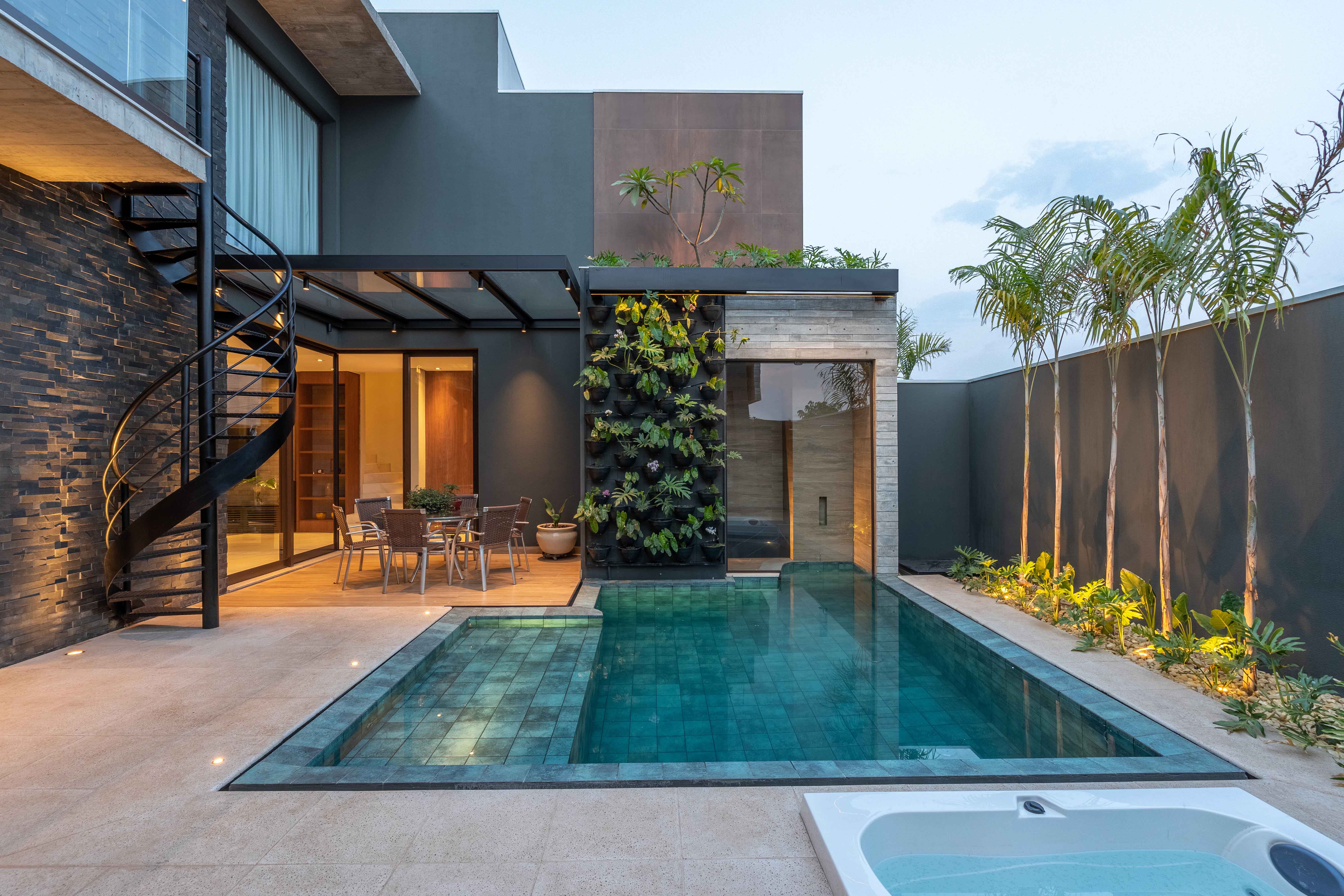 DSC07603-HDR copy.jpg